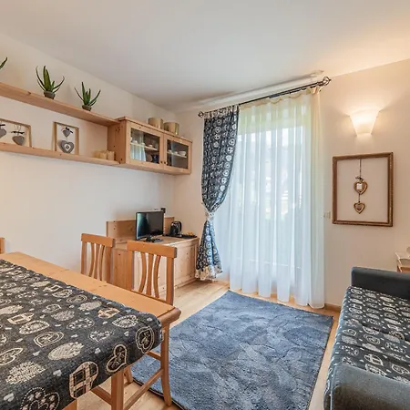Dolomites Essence Apartment Falcade
