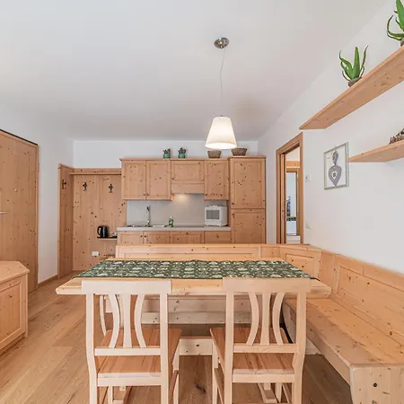 Dolomites Essence Daire *