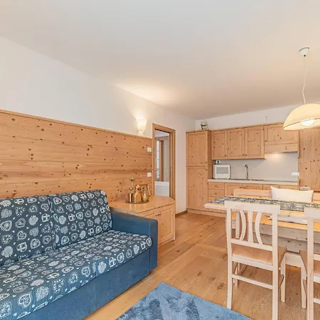 Dolomites Essence Apartamento Falcade