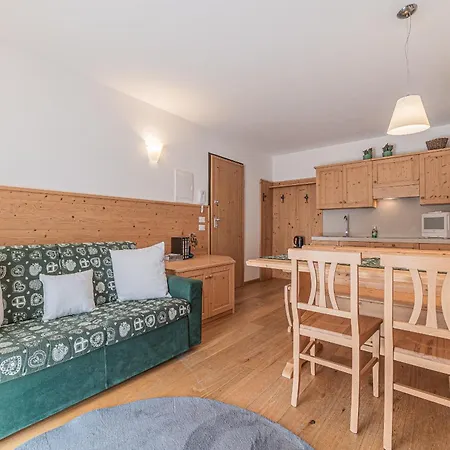 Apartament Dolomites Essence Falcade