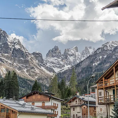 Apartment Dolomites Essence Falcade